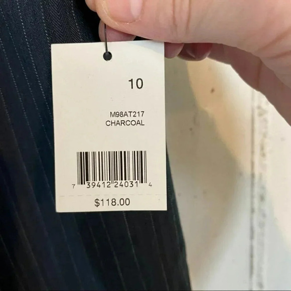 Tahari 10 charcoal pin striped trousers NWT - Picture 7 of 7